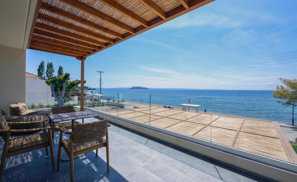 Amyntas Seafront Hotel Néosz Marmarász Kültér fotó