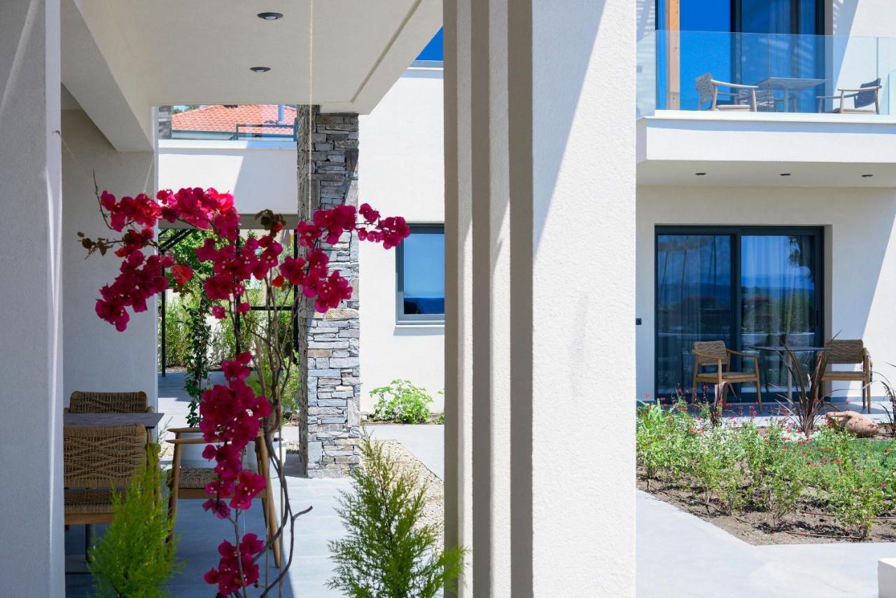 Amyntas Seafront Hotel Néosz Marmarász Kültér fotó